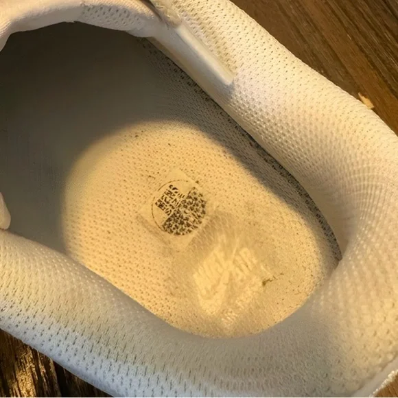 Men’s Size 9 - Nike Air Force 1 Low Top White - Picture 7 of 8